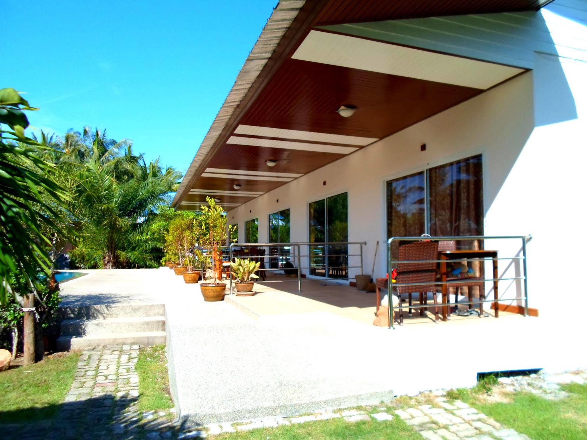 Baan Kuasakul Resort Маенам Экстерьер фото