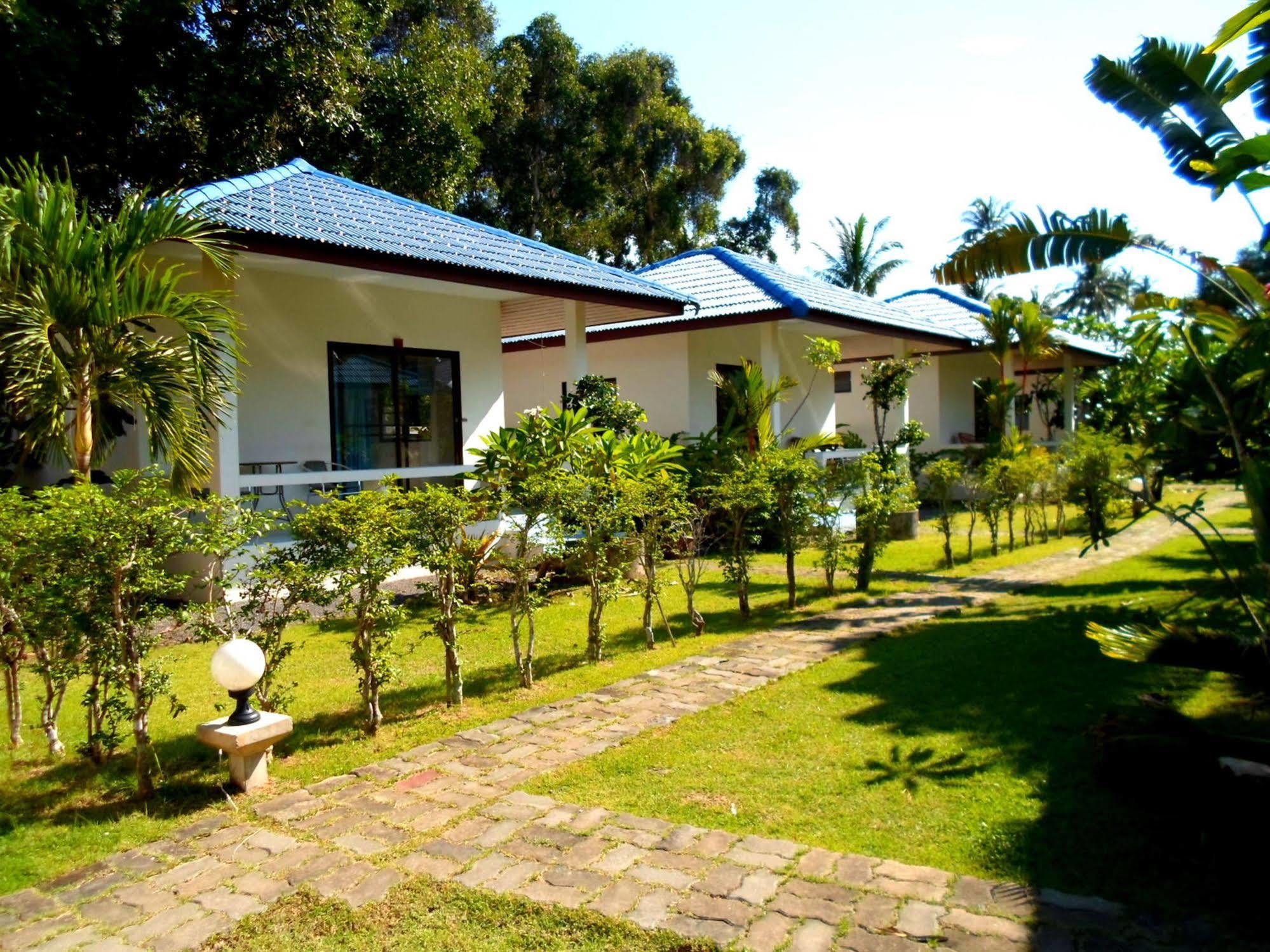 Baan Kuasakul Resort Маенам Экстерьер фото