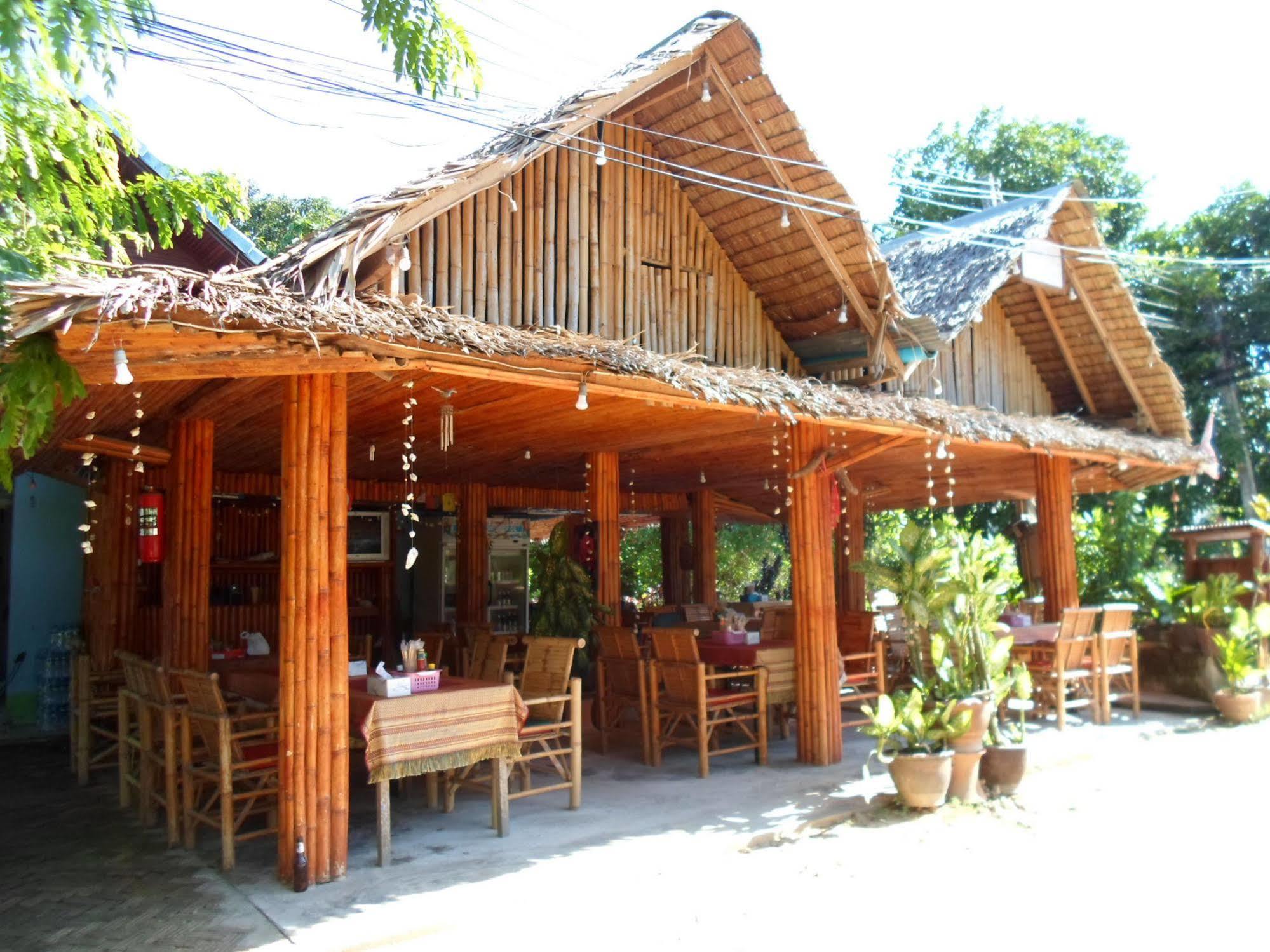 Baan Kuasakul Resort Маенам Экстерьер фото
